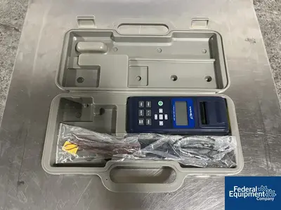 USED VWR VWR Thermometer/Hygrometer, VWR Traceable, Printing