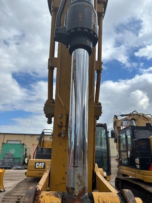 Used 2018 CATERPILLAR 323 Excavators Louisiana US | Proxy Equipment #1383002