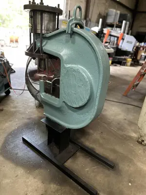 USED W.A. WHITNEY 701-071