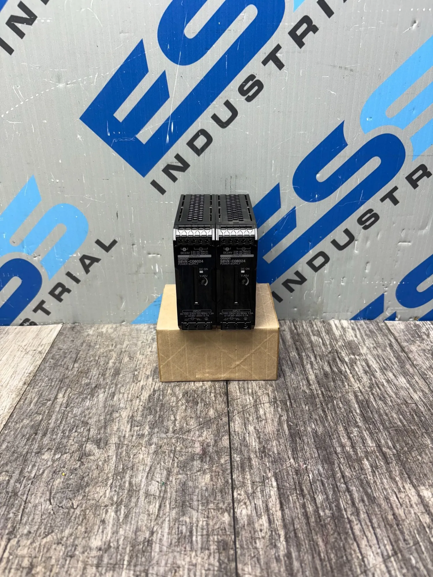 USED OMRON S8VK-C06024