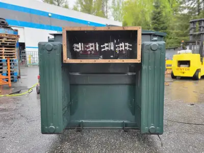 750 kVA Oil-Filled ONAN Transformer, HV. 12470 Delta, LV. 208Y/120 w/ Switchgear