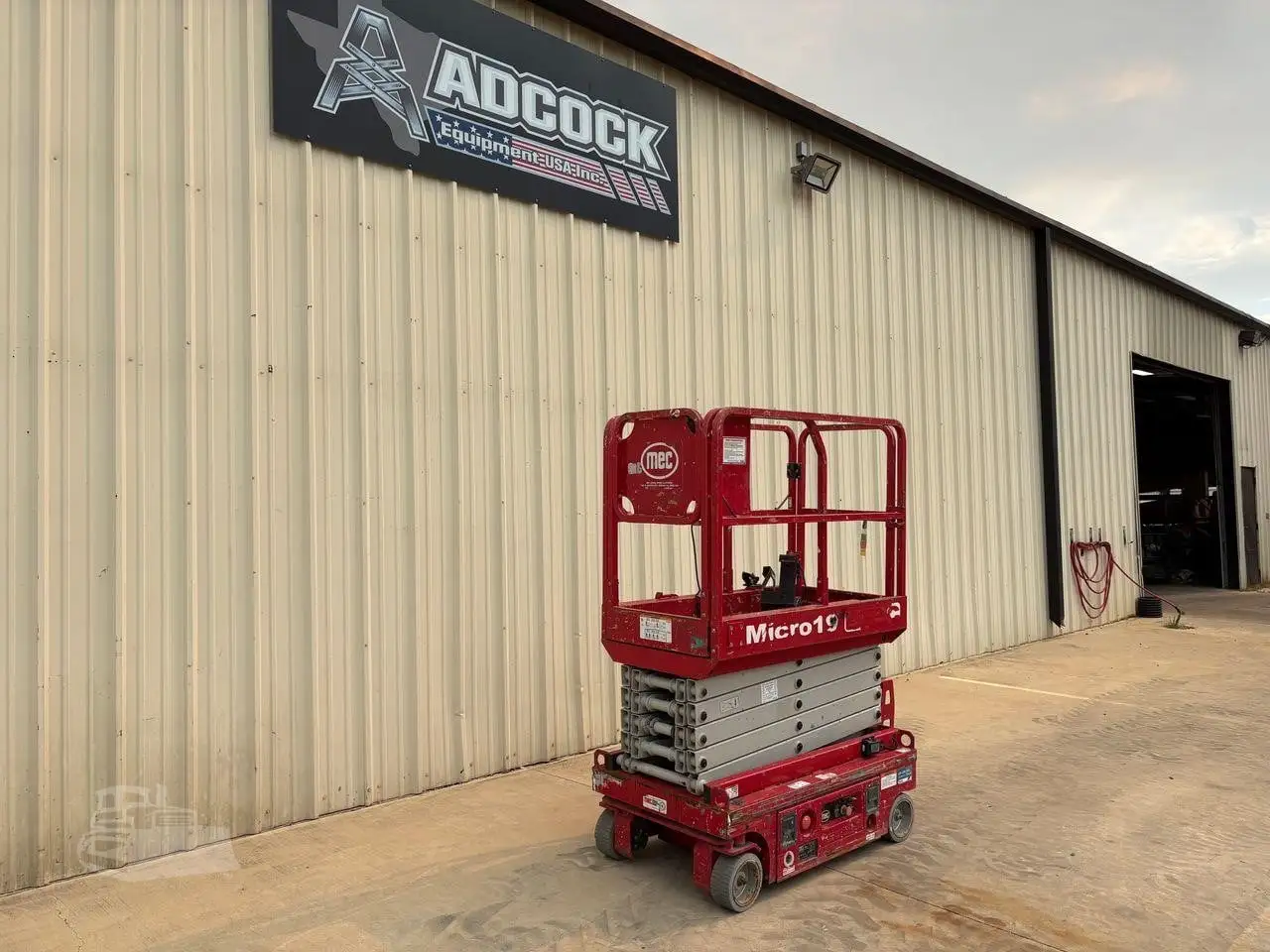 Used 2018 MEC MICRO 19 Scissor Lifters Texas US | Adcock Equipment USA #1519582