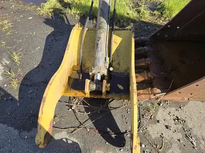 USED 2010 CATERPILLAR 315