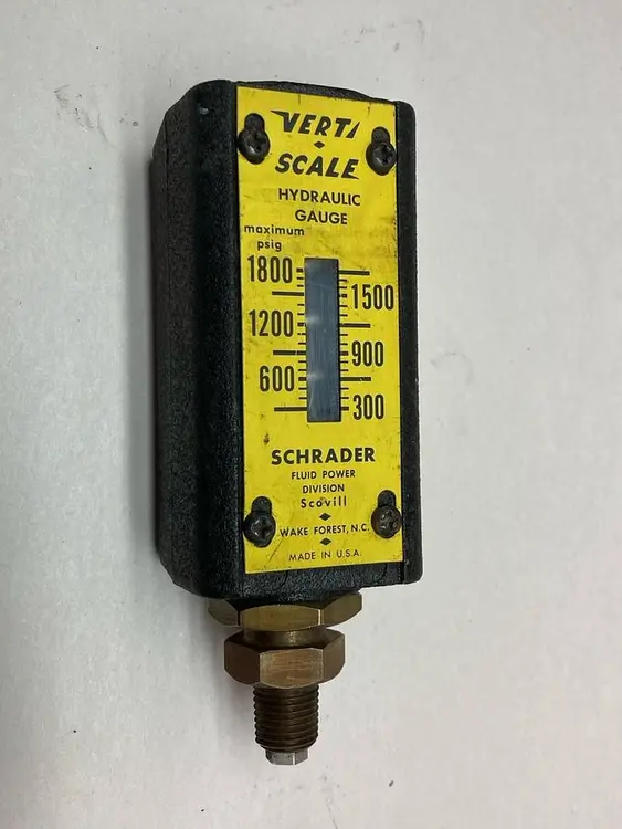 New | in-Stock SCHRADER BELLOWS 1800-300 Universal Pressure Meters Ohio US | Surplus Asset Holdings #1403162