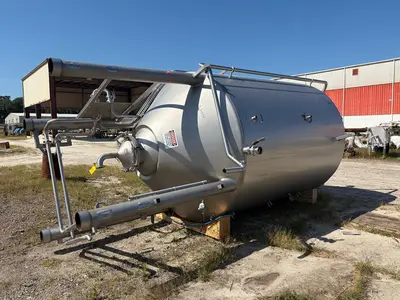 MUELLER 4,150 GALLON Stainless Steel Tanks | Perry Equipment (2)