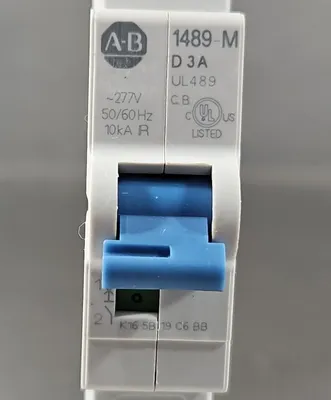Allen Bradley 1489-M1D30 Ser D. Circuit Breaker. 4E-21