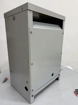 USED CUTLER HAMMER V48M24T30EE