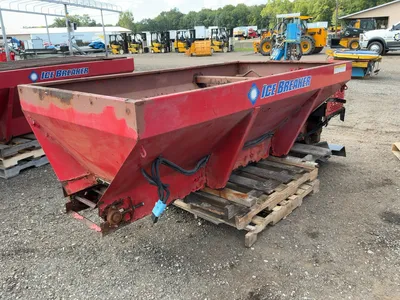 Used _UNKNOWN_ _UNKNOWN_ Dry Spreaders Michigan US | Miedema Asset Management Group #1477218