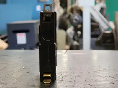 USED SQUARE D QOB130