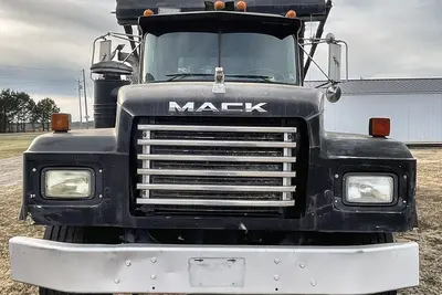 Used 1992 MACK RD Garbage trucks Virginia US | Proxy Equipment #1382883