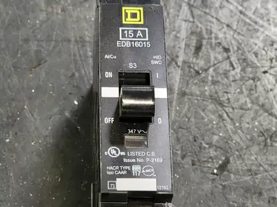 NEW SQUARE D EDB16015