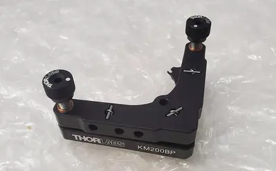 NEW THORLABS KM200BP
