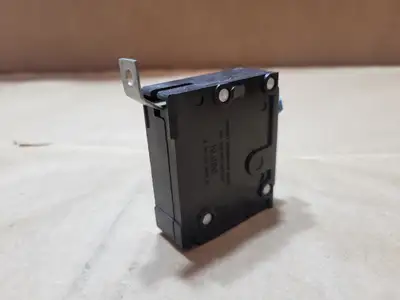 Used BRYANT BAB1015 Circuit Breakers British Columbia CA | Lenmark #1438709