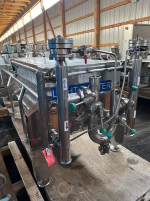 APV 24" x 24" Filtres à plaque et cadre | Perry Equipment (11)