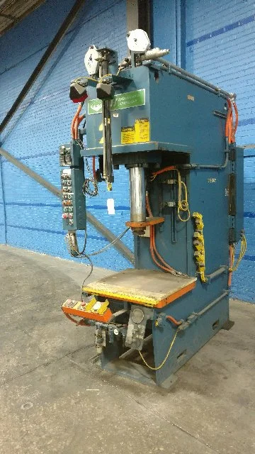 Used P & H OGF-50 Hydraulic Presses Ohio US | D & D Industries #473833