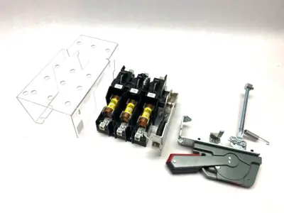 USED ALLEN-BRADLEY DISCONNECT SWITCH ASSEMBLY W/ METAL HANDLE AND COVER