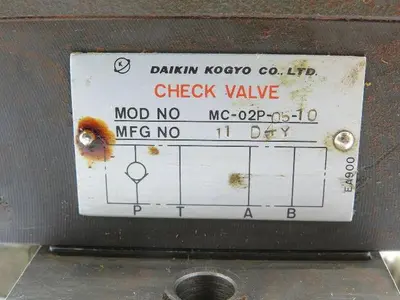 Daikin JSO-G02-2BA-20-N Solenoid Valve 100VAC W/MC-02P-05-10 Check Valve