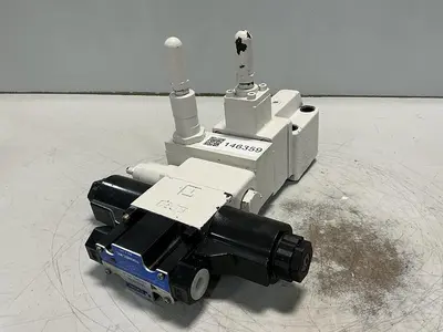 USED TOKIMEC DG4VS-3-0C-M-P7-H-7-P12-52