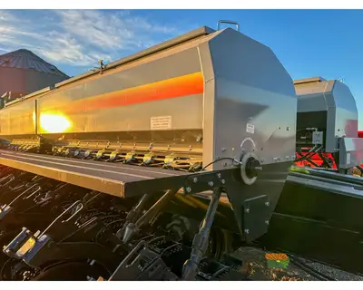 Used CRUSTBUSTER _UNKNOWN_ No-Till Drills Iowa US | Keast Enterprises #1360181