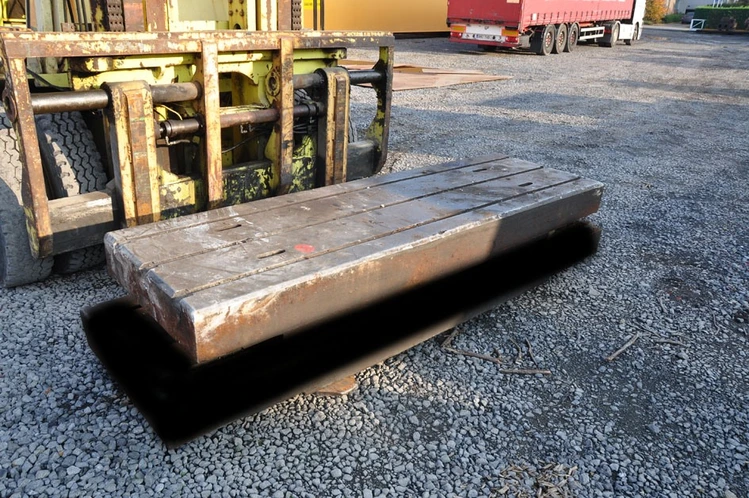Used T-SLOT TABLE 2425 X 750 X 170 MM Tables, Floor & Layout Plates BE | Apt International N.V #366548