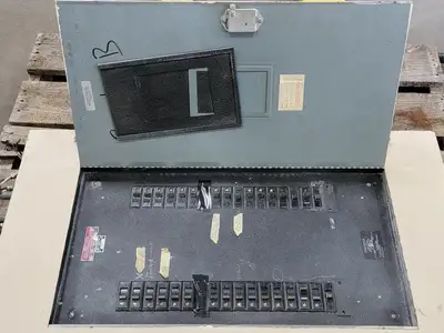USED ELECTRIC PANEL NLAB32