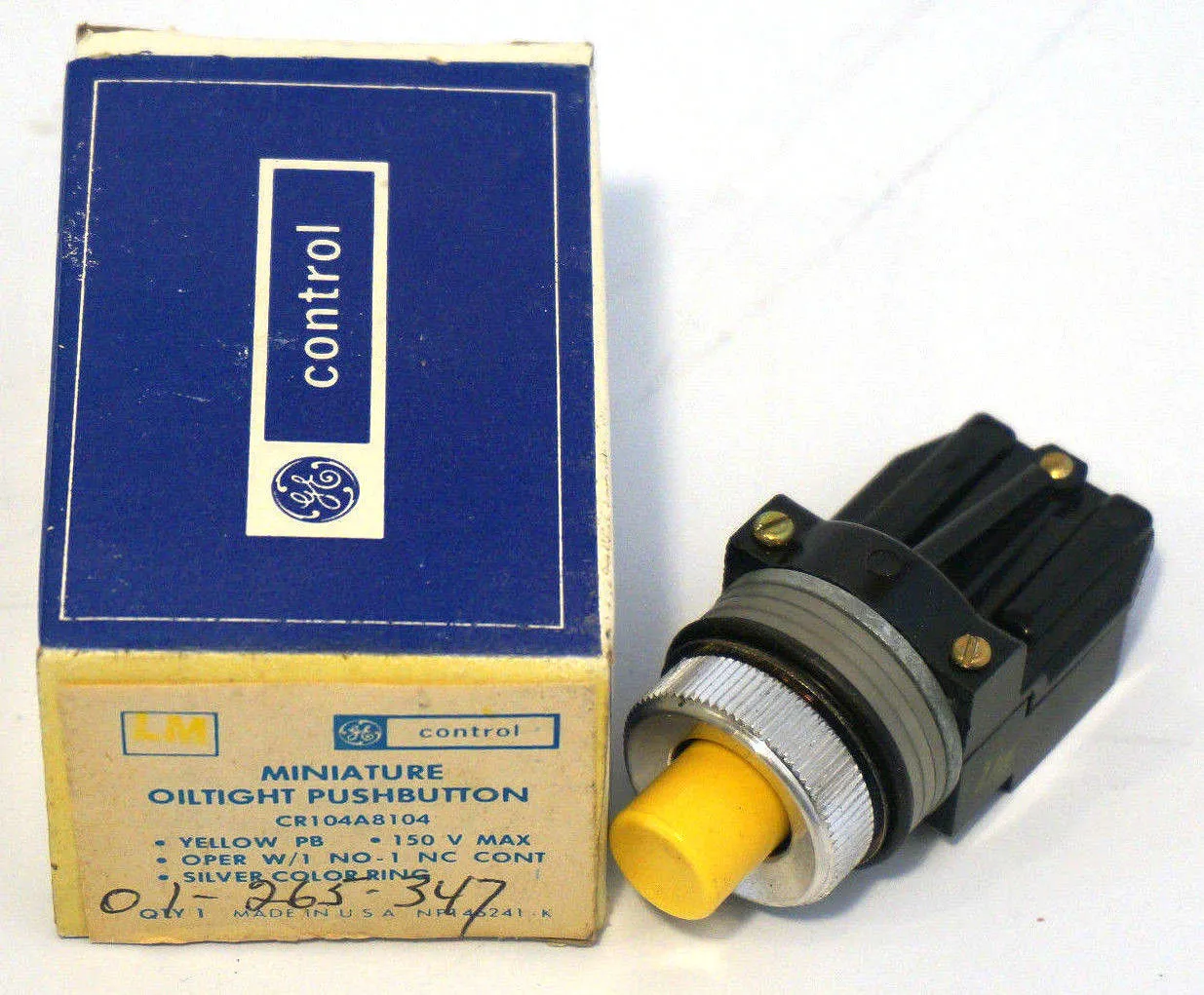 4 NEW GENERAL ELECTRIC CR104A81043 PUSHBUTTONS