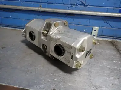 USED PZLWROCLAW HMPW332X32