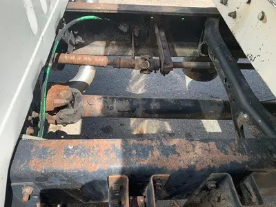 USED 2001 INTERNATIONAL 4900
