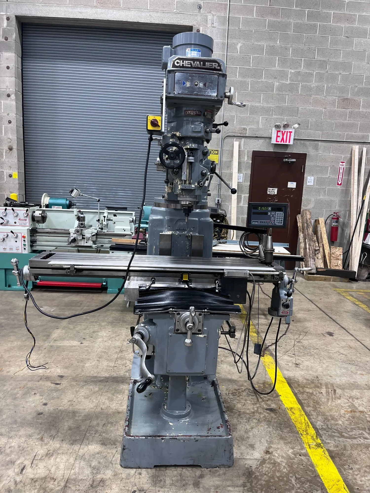 USED 1995 CHEVALIER FM-4VKH