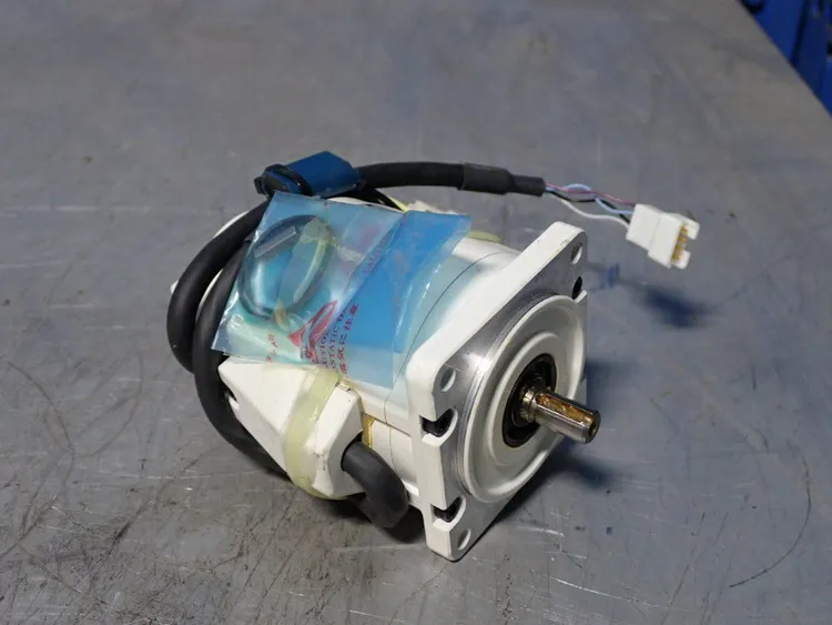 New | in-Stock DENSO 4106221600 Servo Motors | HGR 24 #730736