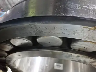 NEW SKF 23196 CA/C3W33