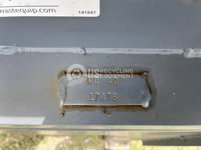 USED WASTEQUIP WQ-40 2 YARD STATIONARY