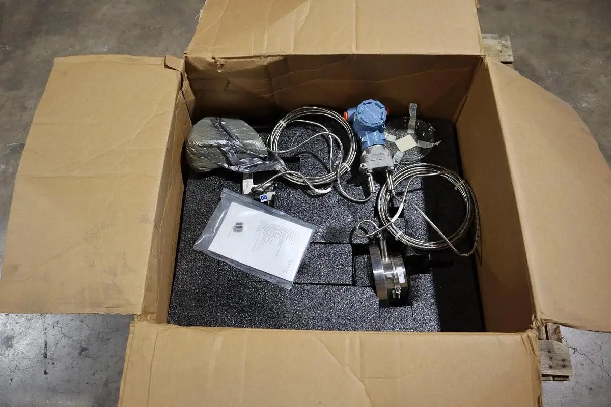 Rosemount Pressure Transmitter 1199DNB20APFW71DAA1C NEW IN BOX STOCK HS37
