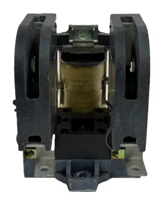 NEW CUTLER-HAMMER ME-320C CONTACTOR 125VDC ME320C