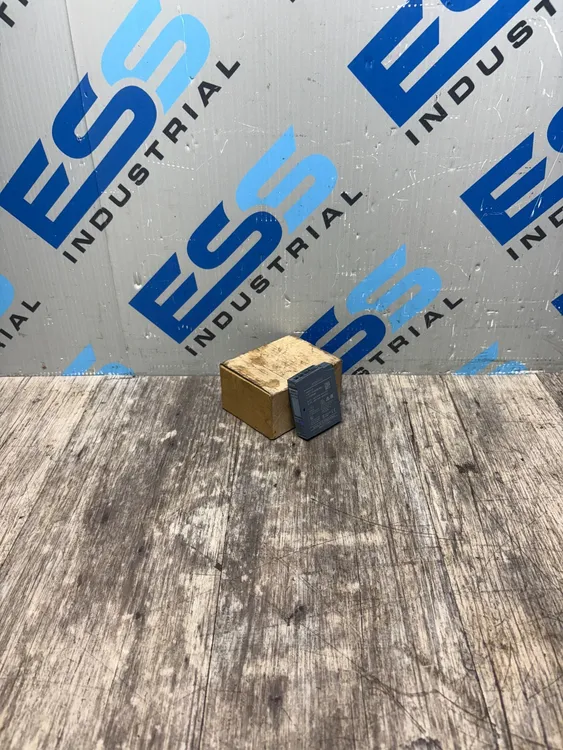 Used SIEMENS 6ES7134-6HD00-0BA1 Misc Electrical & Power Parts South Carolina US | ESS Industrial Equipment Sales #1326645