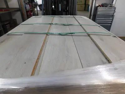 Full Pallet of Laminate Flooring – Mohawk Brand