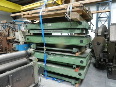 USED ZM SCISSORLIFT 2400 X 1500 MM
