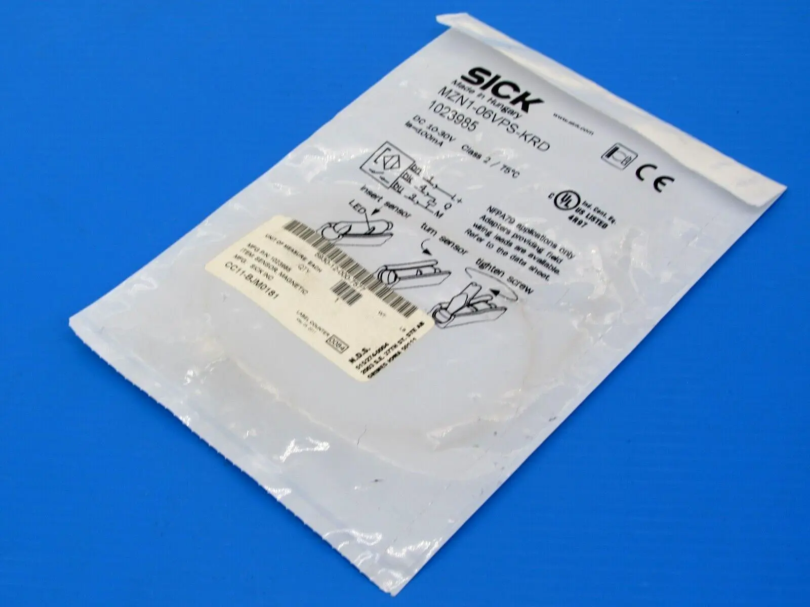 NEW SICK MZN1-06VPS-KRD SENSOR MAGNETIC 10-30V 1023985 MZN106VPSKRD