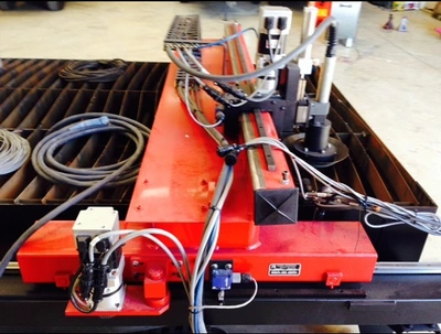 USED 2011 ADVANCE CUTTING