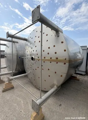 Used Feldmeier 4,700 Gallon Stainless Steel Tank – Vertical Vessel with 6" Botto
