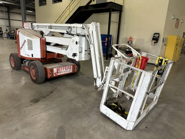 Used SNORKEL ATB-46KG Manlifts Ohio US | Yoder Brothers machinery 8 #88776