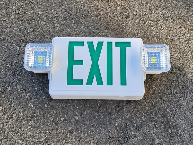 New | in-Stock UNLIMITED LIGHTS DF-2 Lighting British Columbia CA | Lenmark #254772