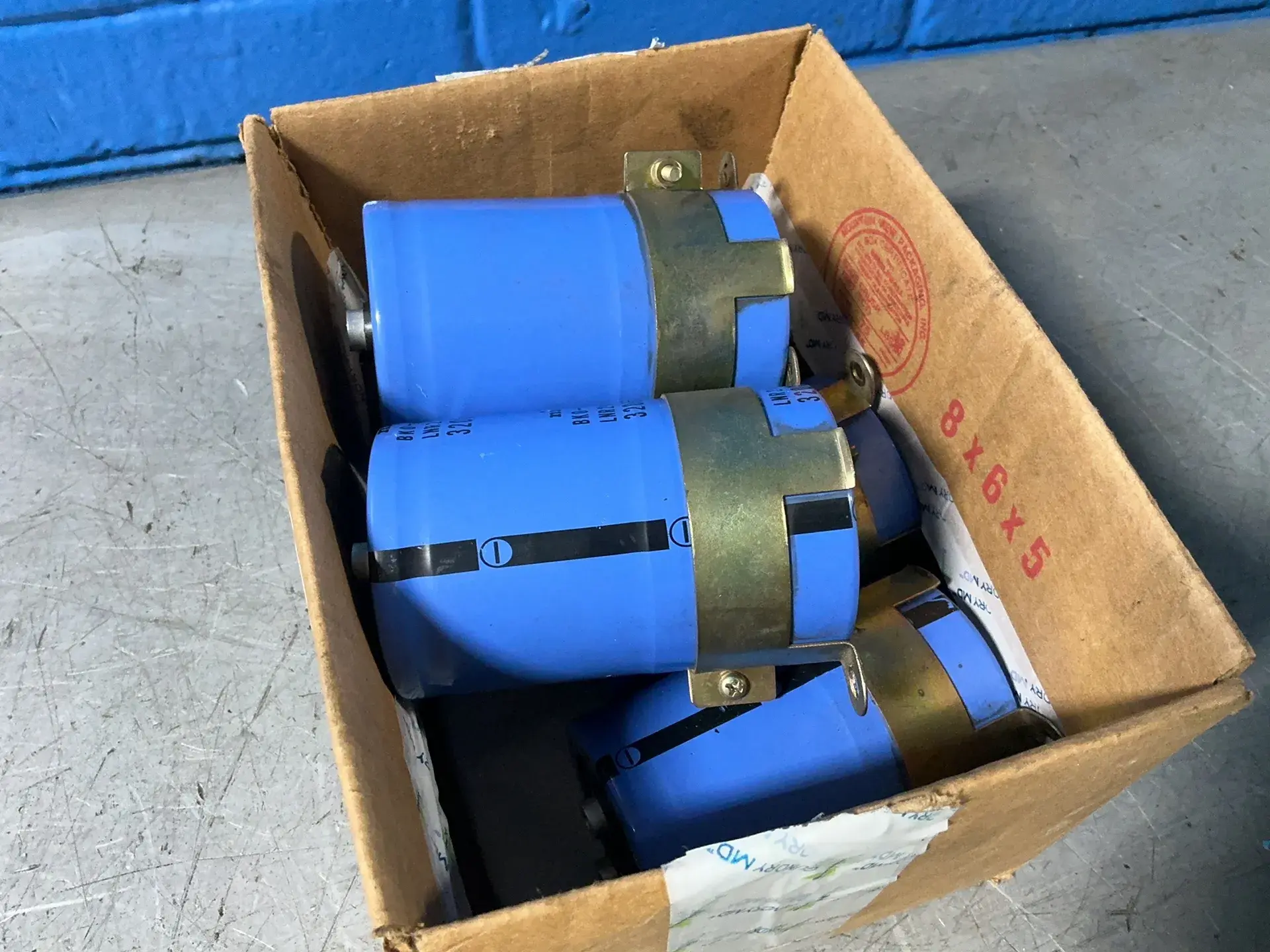 Used NICHICON _UNKNOWN_ Capacitors Ohio US | HGR 24 #1316388