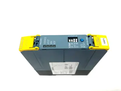 USED SIEMENS SIRIUS ADVANCED BASIC SAFETY RELAY UNIT