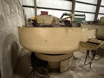 Used ROTO FINISH HRC-17 Vibratory Bowl Feeder | Midwest Press and Automation #618310