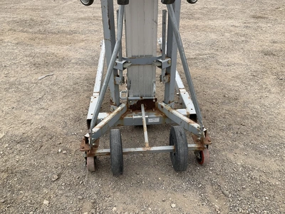 Used GENIE SLC-24 Vertical Mast Lifts Michigan US | Miedema Asset Management Group #1402727