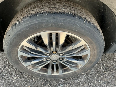 USED 2017 CADILLAC XT5
