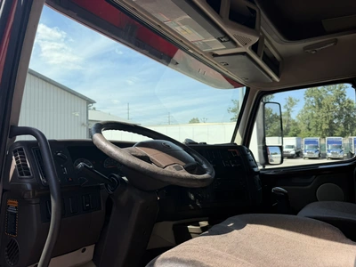 Used 2013 VOLVO VNL Conventional trucks Indiana US | Miedema Asset Management Group #1414634