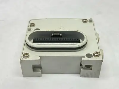 EX250-IE3 | SMC  Pneumatic Manifold Input Unit 4x M8 3-Pin - Used