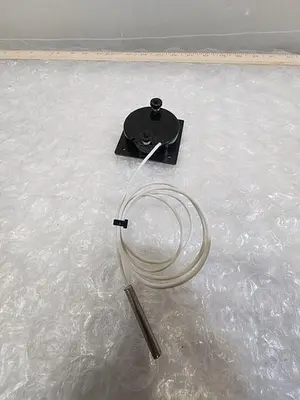 OMEGA TEMPERATURE READER